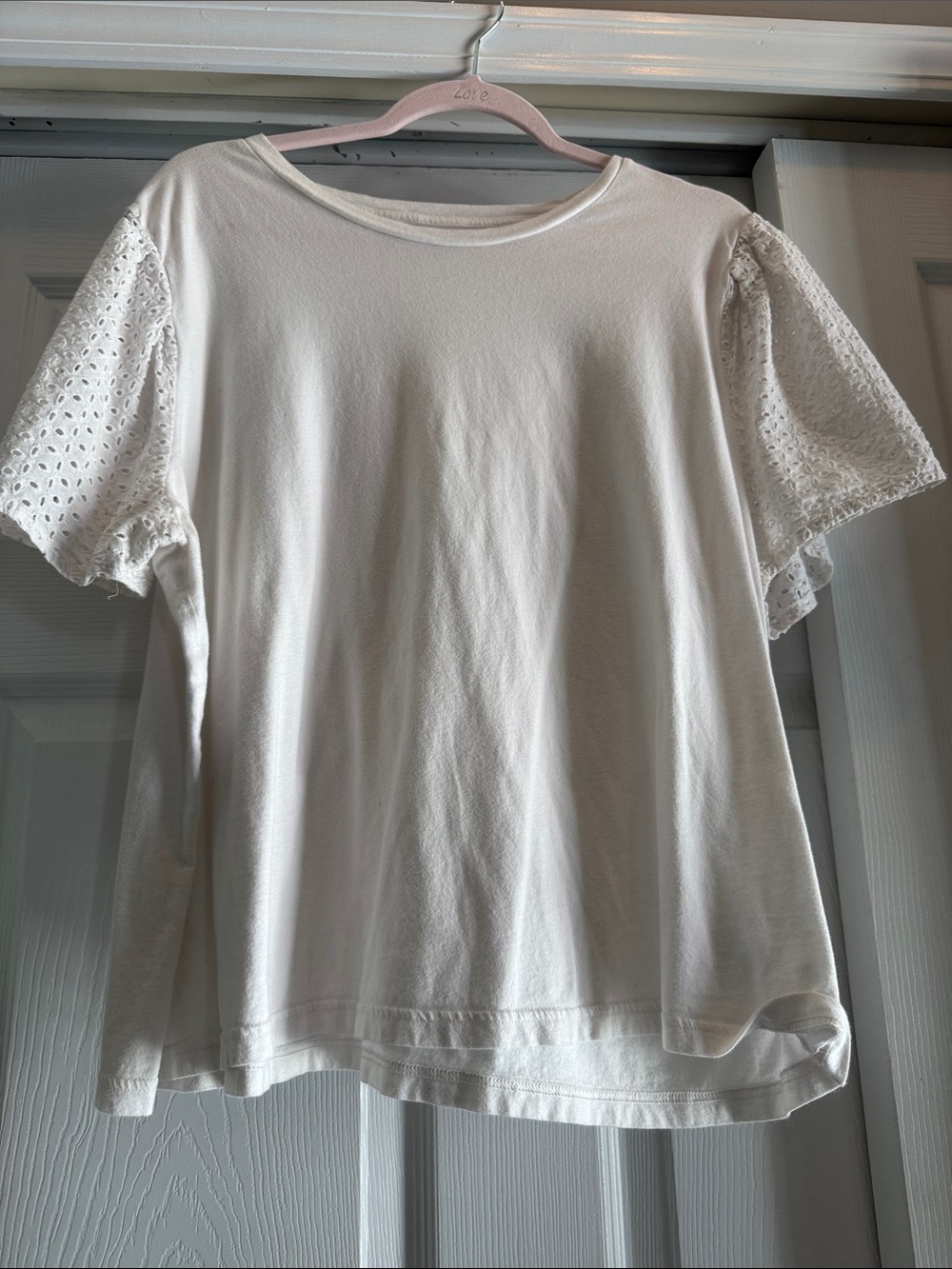 GAP White Eyelet Sleeve Short-Sleeve Tee